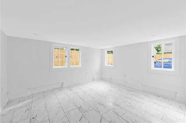 2340 Broadway St — Photo 21