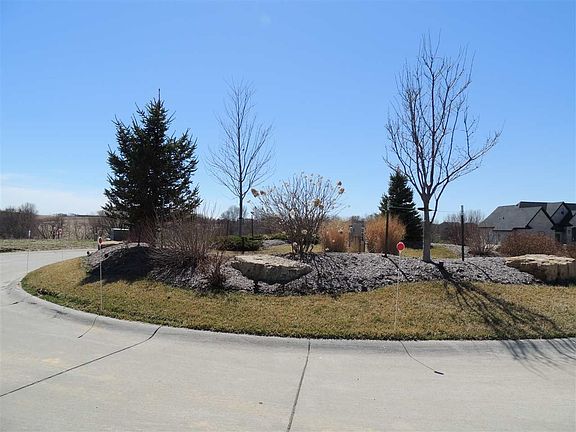 5th image of 6 Woodview Way
