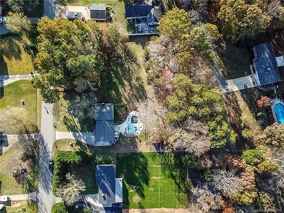 5th image of 112 Alexis Forest Dr