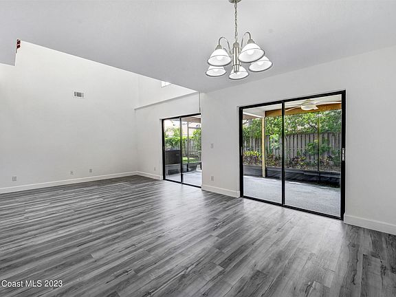 3rd image of 2665 Park Place Blvd