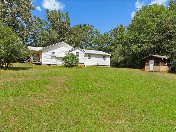 3rd image of 210 E Glen Iris Ln
