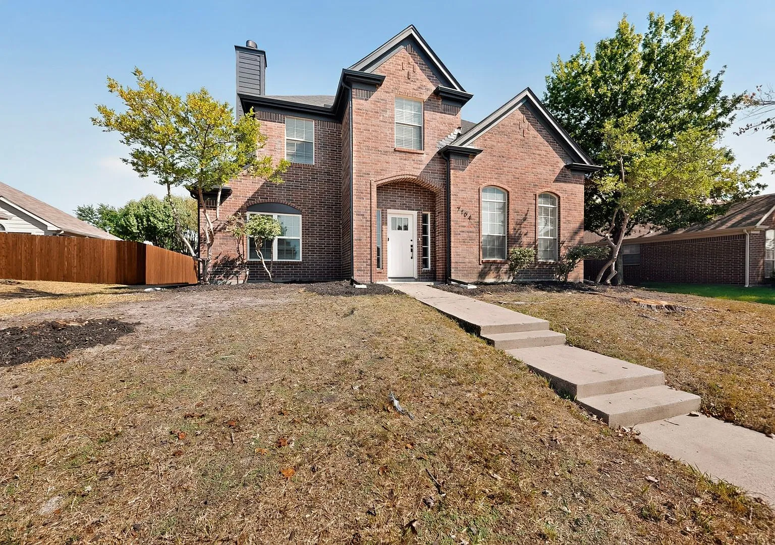 Newly Renovated Home In Frisco — Photo 1
