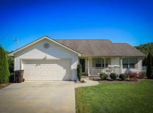 105 Arbor Hills Dr, Piney Flats, TN 37686