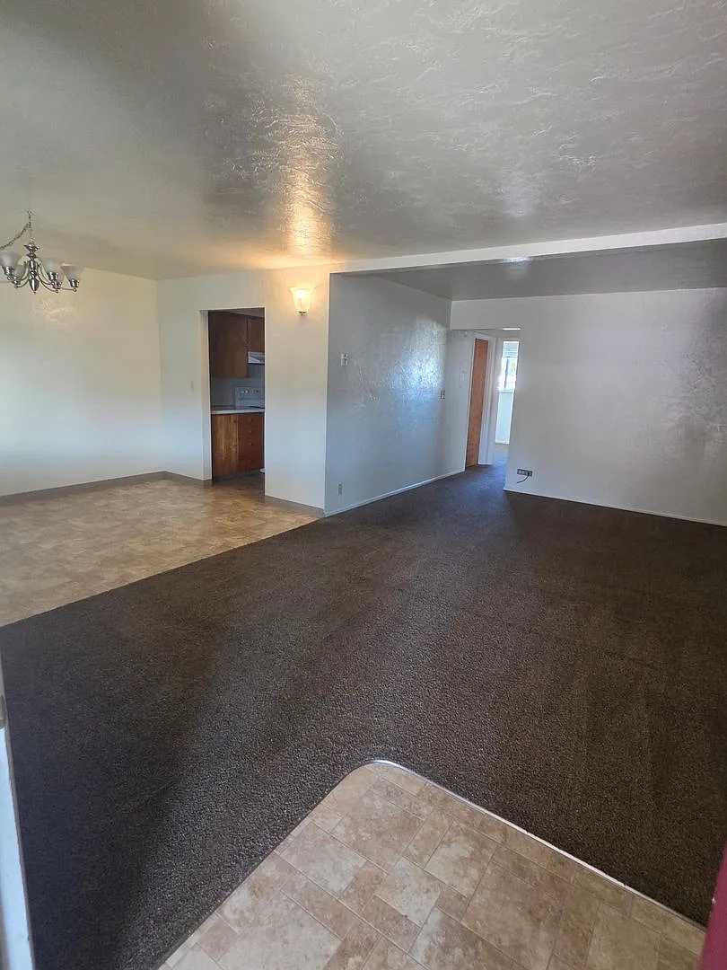 1718 - Mingus Park Apartments — Photo 4