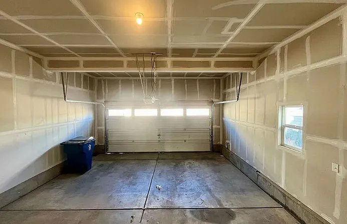 2 Car Garage
