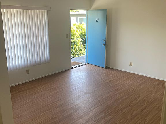 5th image of 4124 Grand View Blvd