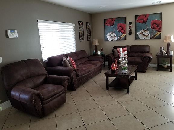 5th image of 15442 5th St
