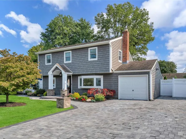 172 Howard Street, Port Jefferson Station, NY 11776