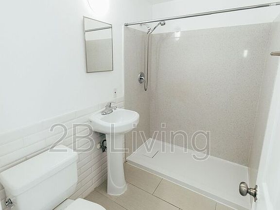 3rd image of 2166 E 27th St APT 16