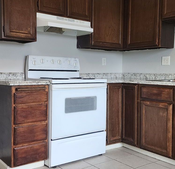 1st image of 207-272 Carol Dr #11200157