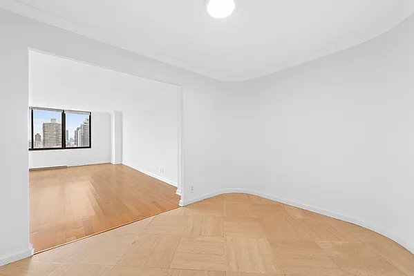 Rented by Corcoran | media 28