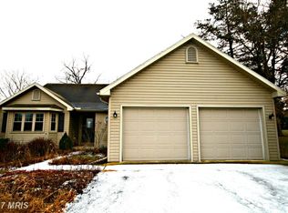 2476 Hoffman Rd, Greencastle, PA 17225