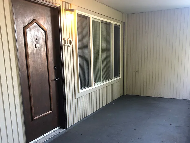 2509 N Stevens St — Photo 6
