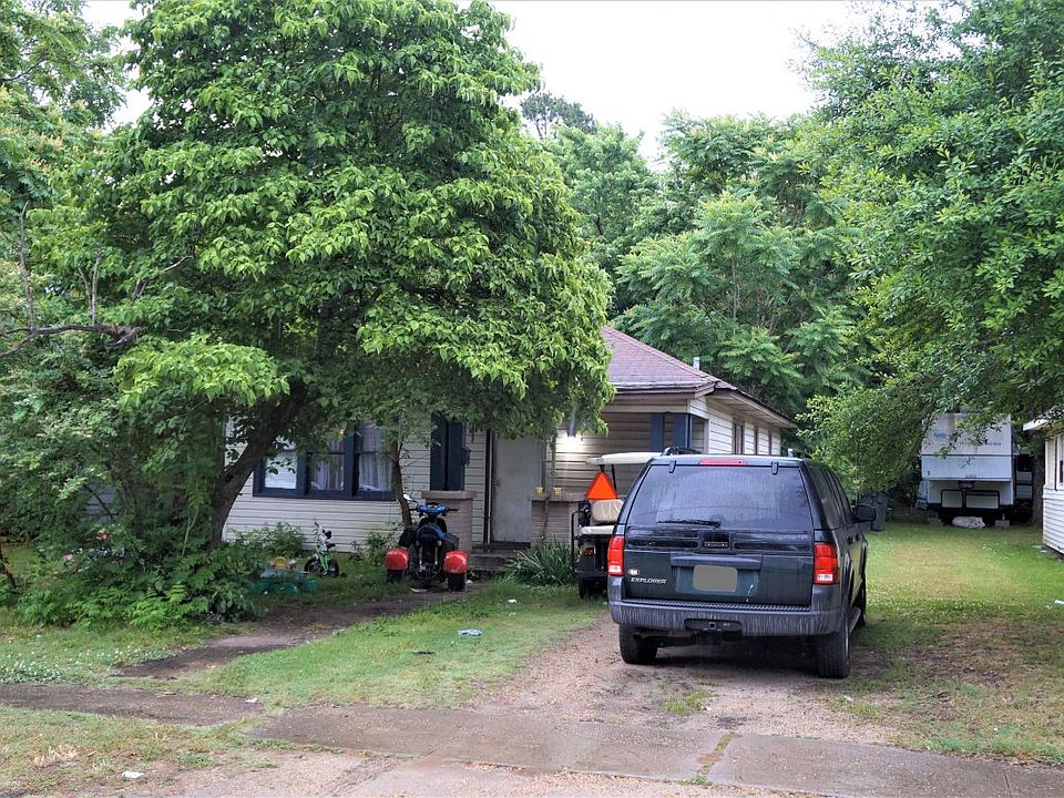 2nd image of 306 N Walnut St