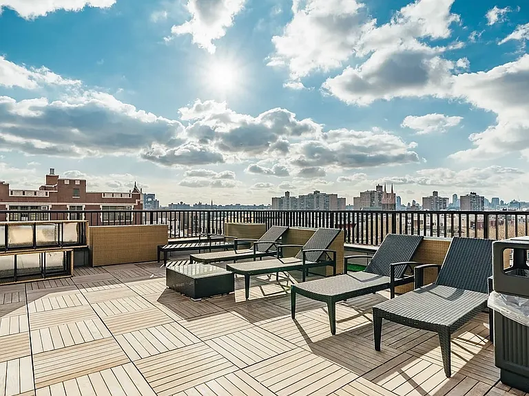 240 Stagg St #3D — Photo 15