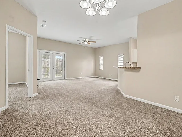 8301 N Marks St — Photo 5