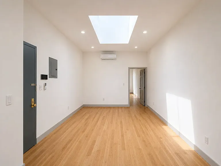 1726 Summerfield St #2L — Photo 10