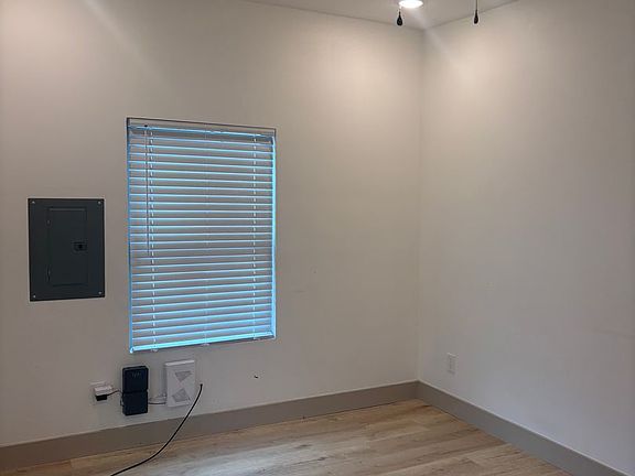 2nd image of 308 W Worley St
