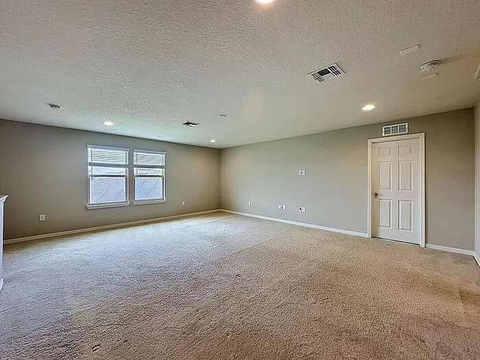 3535 Debois Ct — Photo 48
