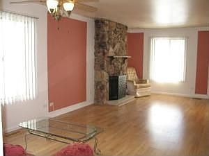 2nd image of 2S638 Cynthia Dr