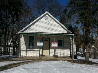 109 Packard St, Bloomington, IL 61701