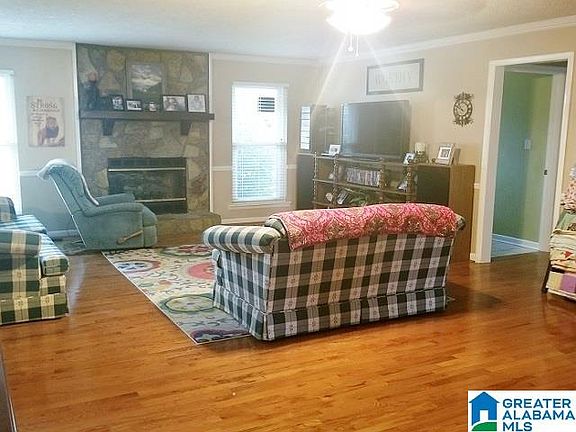 3rd image of 4003 Pecanwood Dr