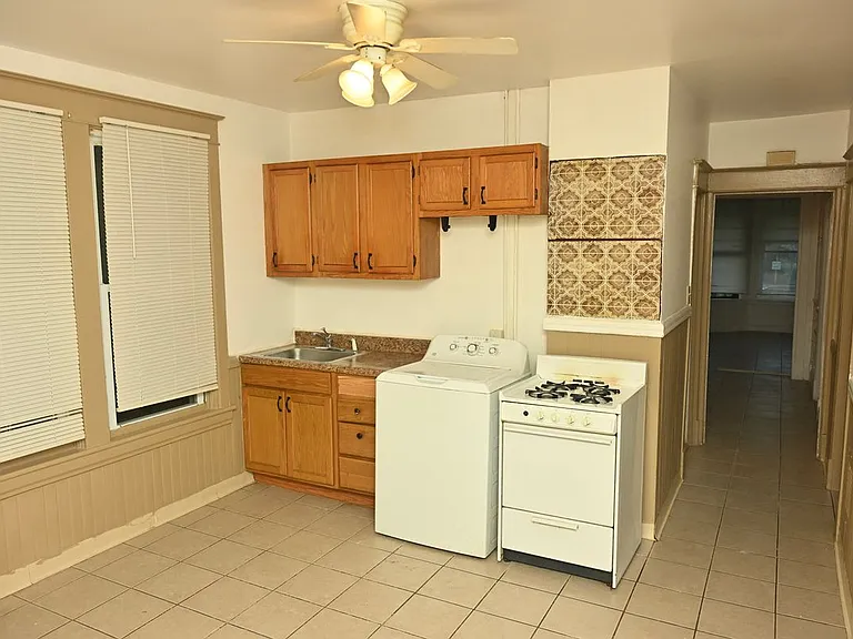 65 N Manning Blvd #1 — Photo 9