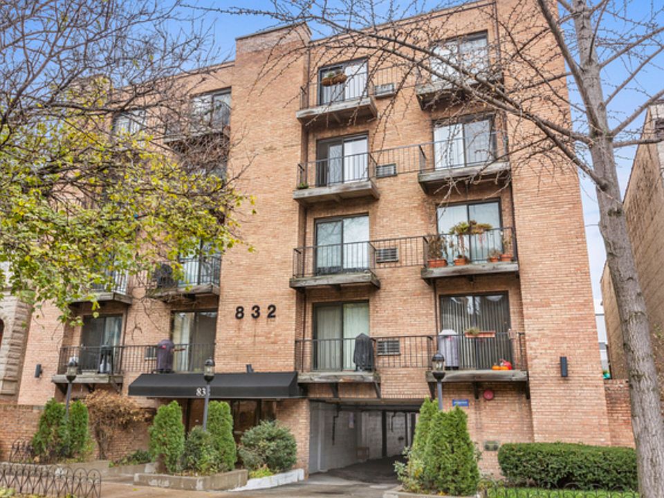 1st image of 832 W Oakdale Ave APT 3A