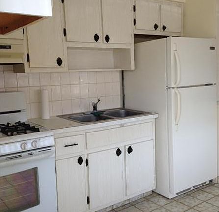 5th image of 2325 Taft St