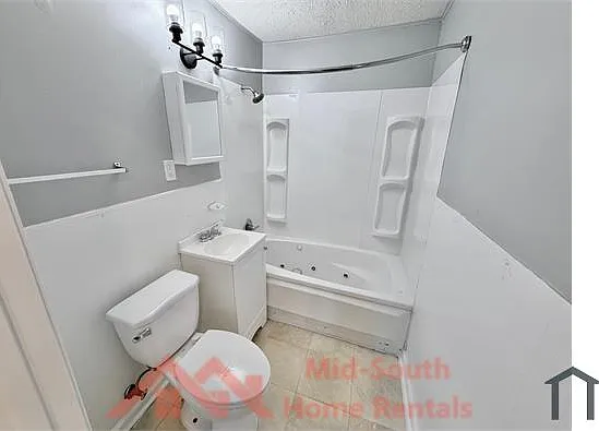 2054 Benford St — Photo 13
