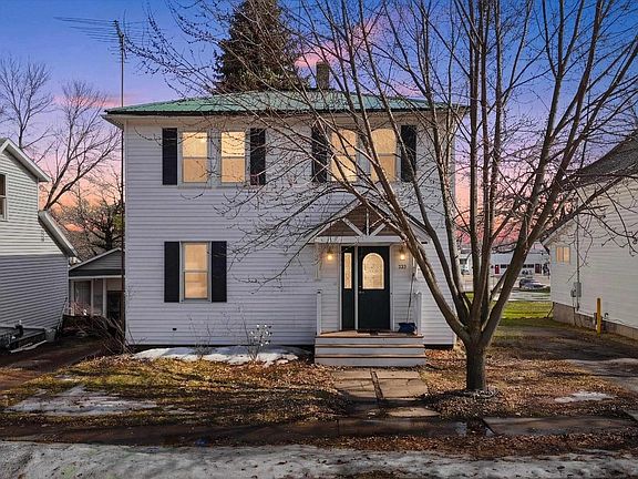 2nd image of 314 North DIVISION STREET