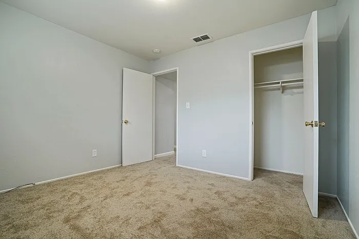 2109 Monifieth Way — Photo 14