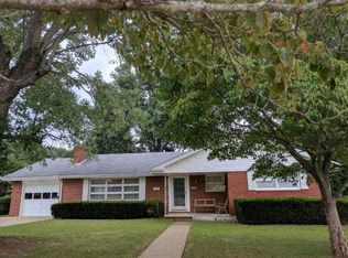 905 Mimosa Dr, Kingsport, TN 37660