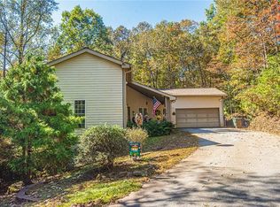 136 Deerfield Dr, Dahlonega, GA 30533