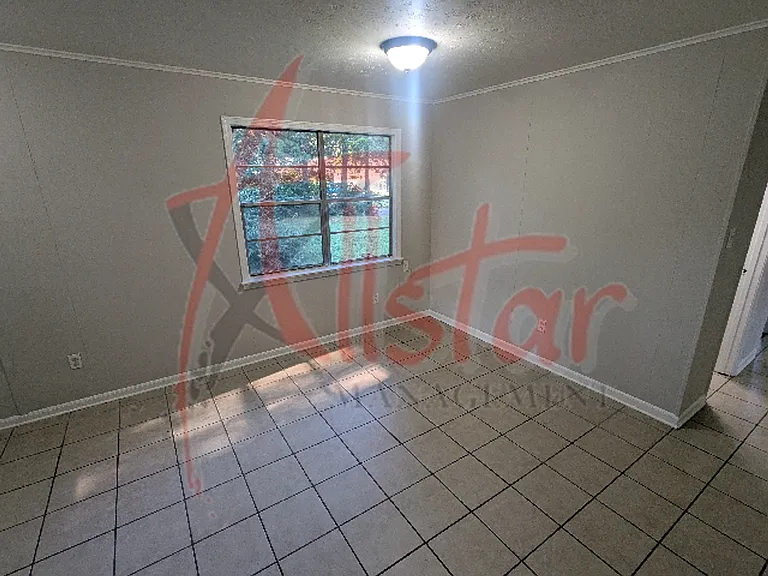 1945 Mississippi Valley Blvd — Photo 10