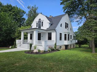 90 Mountain Rd, West Hartford, CT 06107