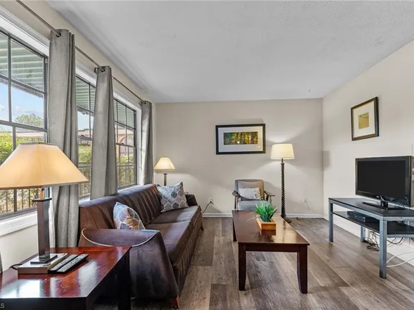807 W Trinity Ave APT 152, Durham, NC 27701