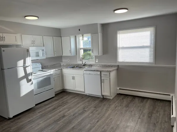 11075 52nd Ave Unit 2, Allendale, MI 49401