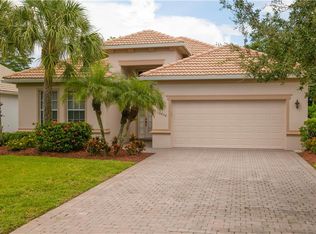 15838 Delaplata Ln, Naples, FL 34110
