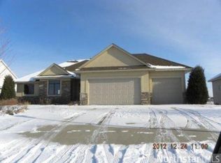 519 Heritage Trl NE, New Prague, MN 56071