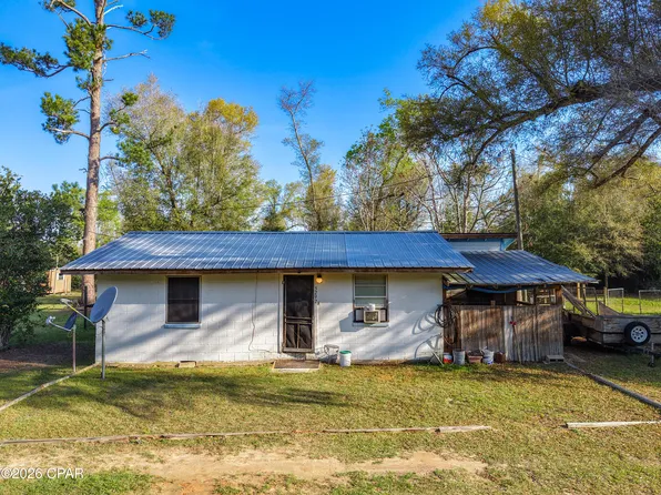 5292 Tiger Ln, Marianna, FL 32448