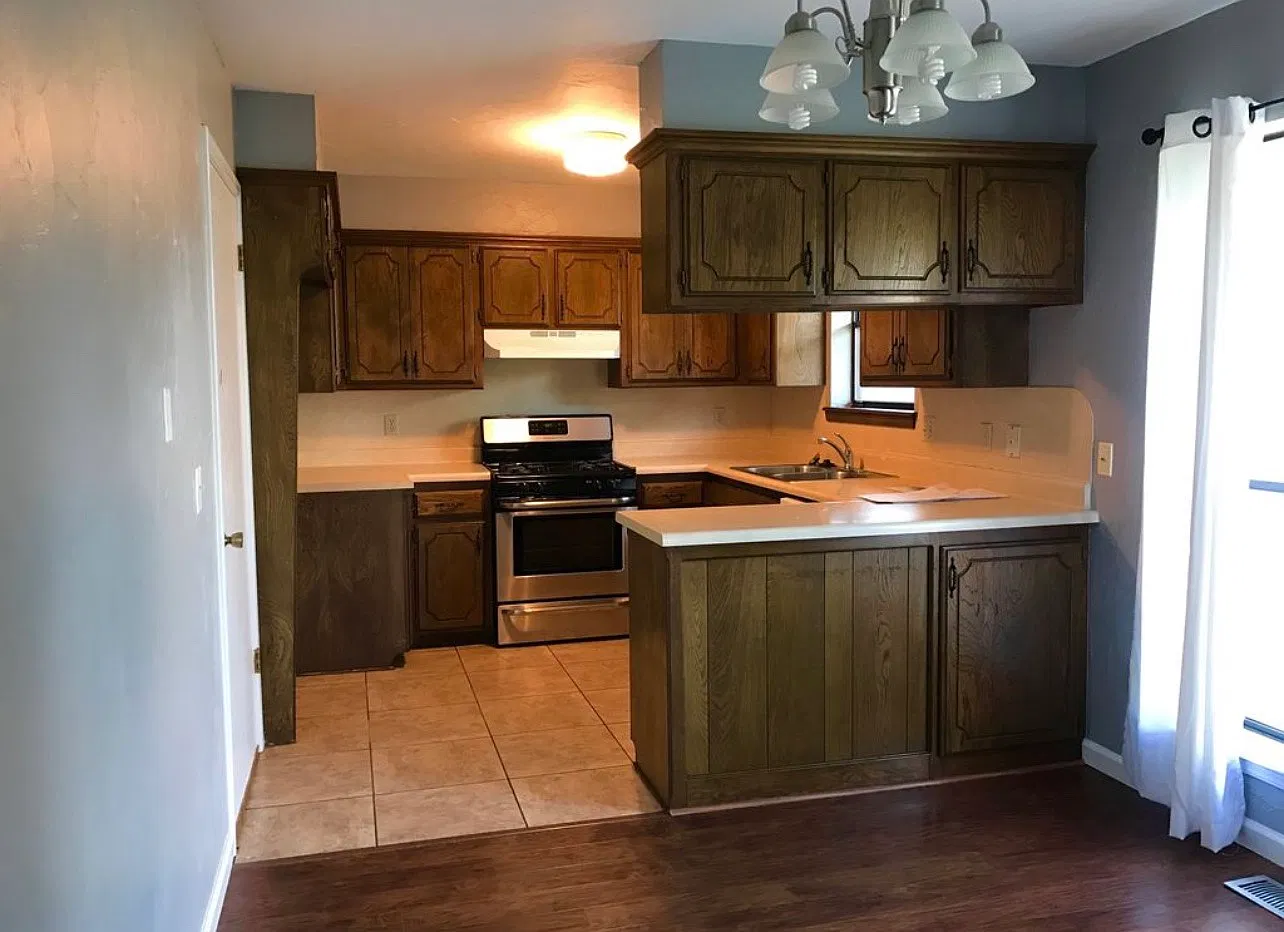 2 bed, 1350 sqft, $1,295 — Photo 4