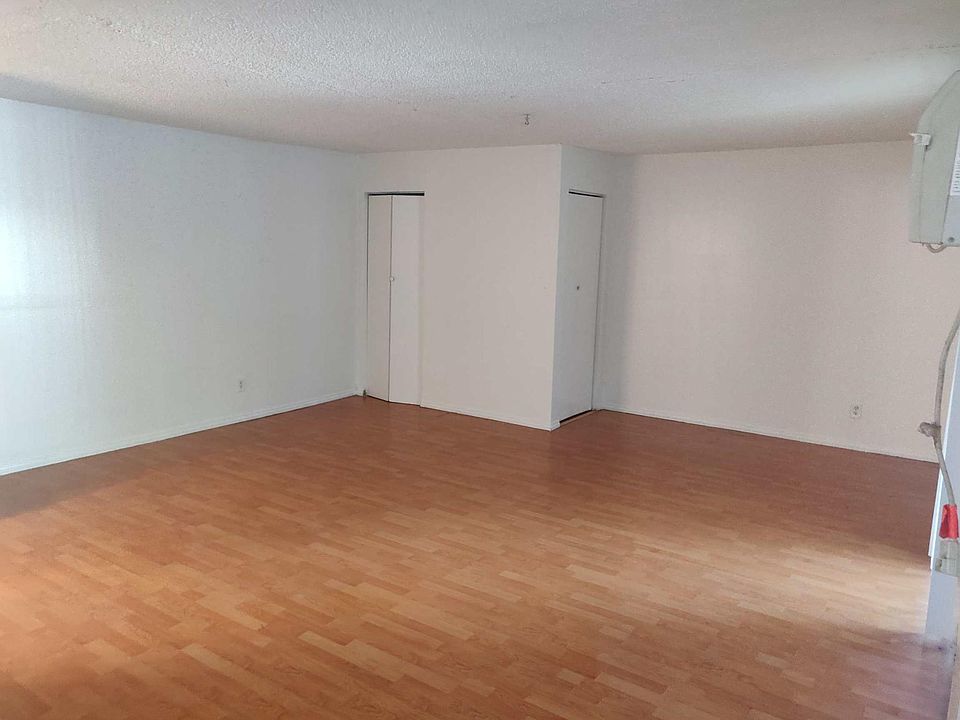 Living Space (Studio)