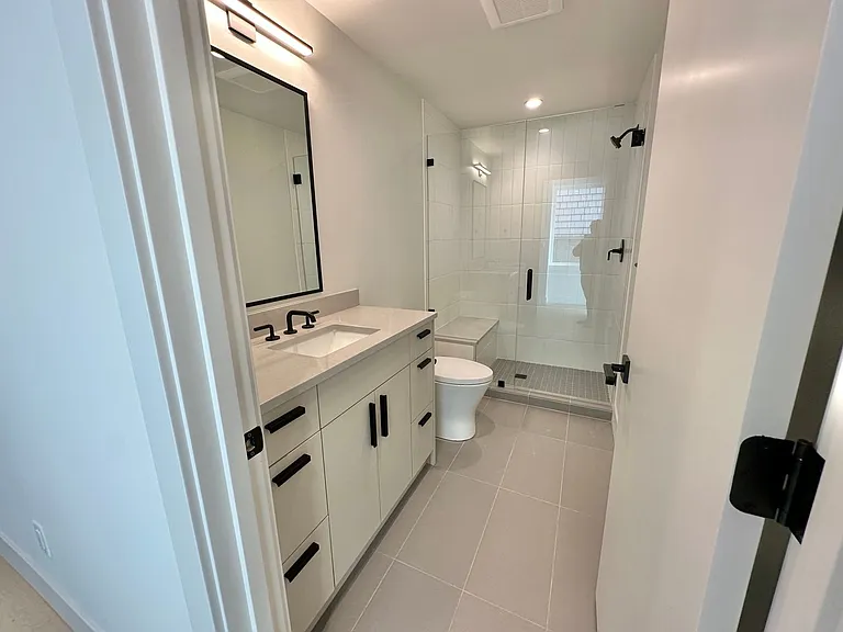 507 Galer St — Photo 34