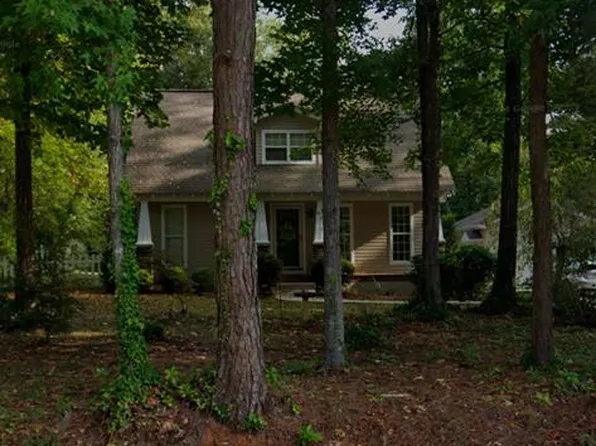 914 Sunset Dr, Greenwood, SC 29646