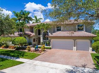 1520 NW 180th Way, Hollywood, FL 33029