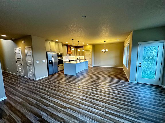 5th image of 13105 NE 62nd Ave