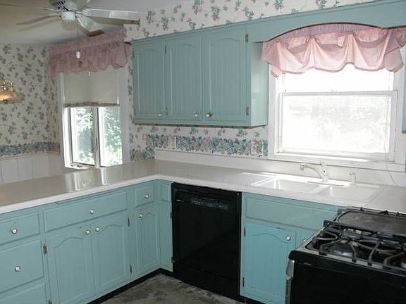 5th image of 6634 Winnebago Dr