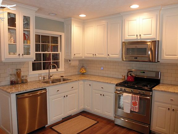 2nd image of 21 Melville Ave