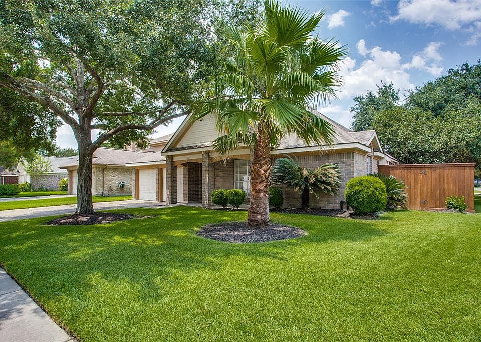 1st image of 17502 Hamilwood Dr